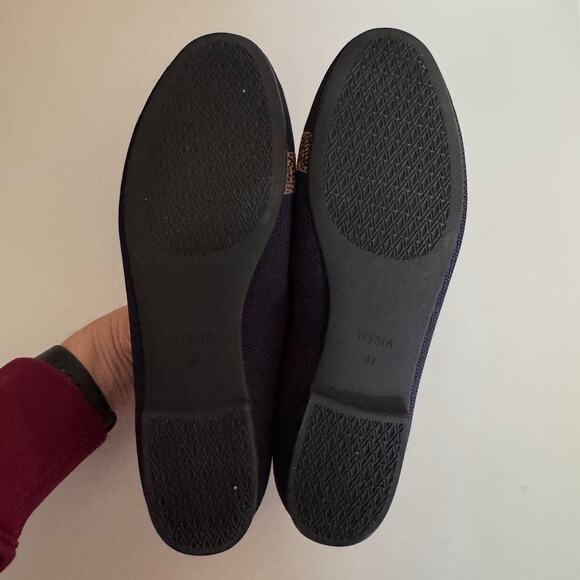 VIVAIA Round-Toe Embroidered Loafers Audrey Leopard Flats Navy Blue Size 10.5 - Picture 5 of 5